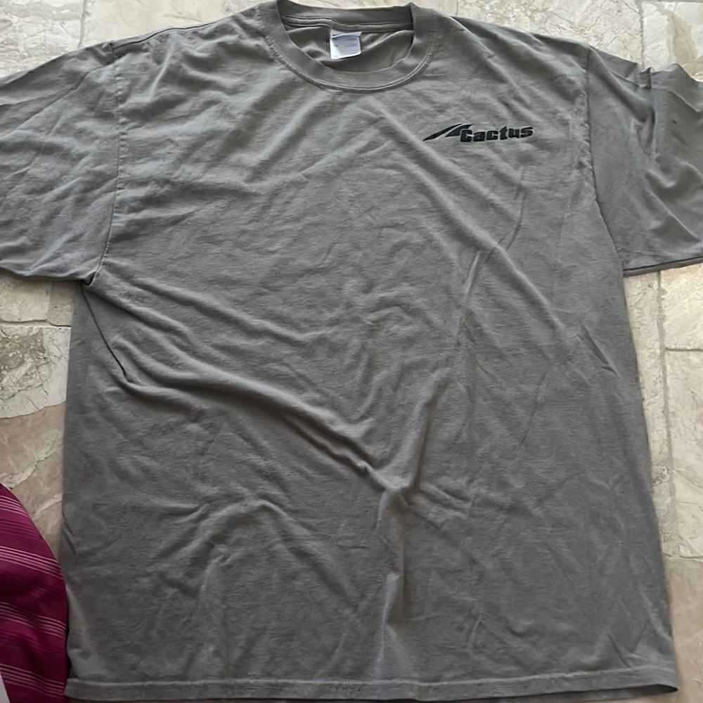 Cactus men’s tee sz XL